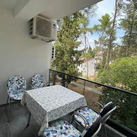 Ornella Apartment *